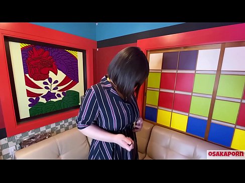 ❤️ جاپاني پياري وڏي سيني سان گڏ جنسي رانديڪن سان مشت زني ڪري ٿي ۽ هڪ orgasm آهي. هوءَ هڪ انٽرويو ۾ پنهنجي ڀوائتي تجربي بابت ڳالهائي ٿي. وڏيون چوڙيون ۽ وارن واري بلت زور سان روئي رهي آهي. اوساڪاپورن ❤️ جنس